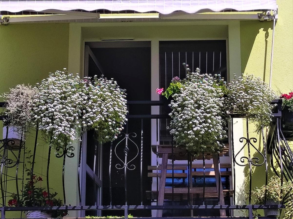 Apartament "Klimatycznie" - Przytulny, 4-Osobowy, Jelenia Gora, Cieplice 외부 사진
